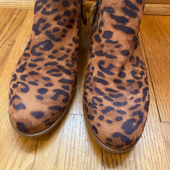Mini Cheetah Booties - Picture 2 of 2